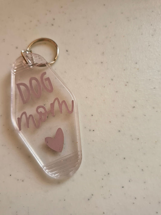 Dog Mom hartje beige Sleutelhanger - Cadeau voor Hondenliefhebbers