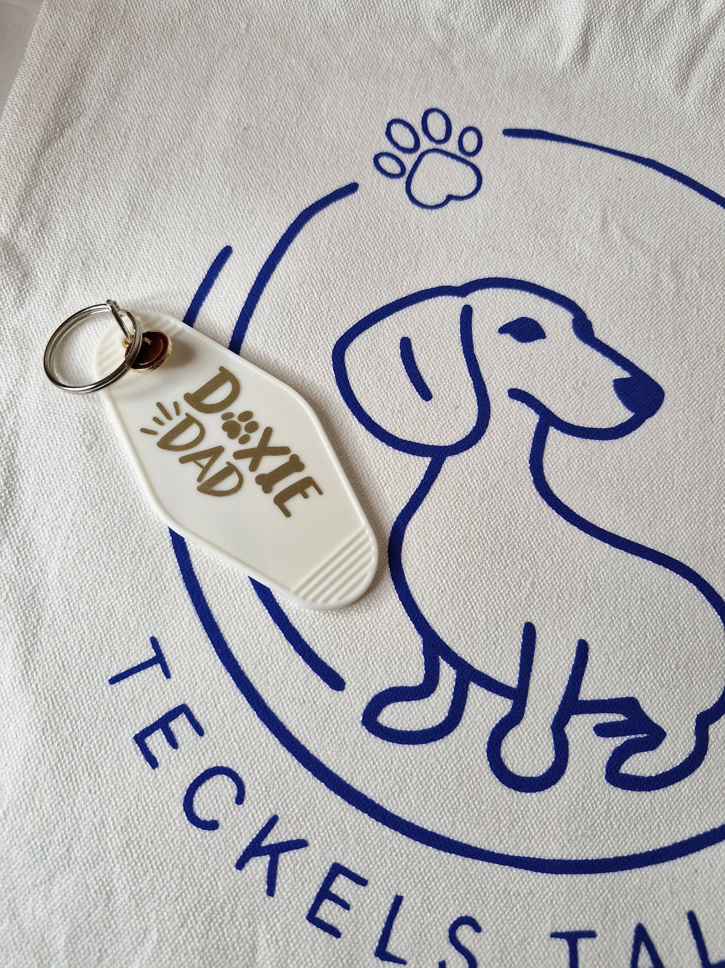 Doxie Dad Motel Sleutelhanger - Retro Keychain