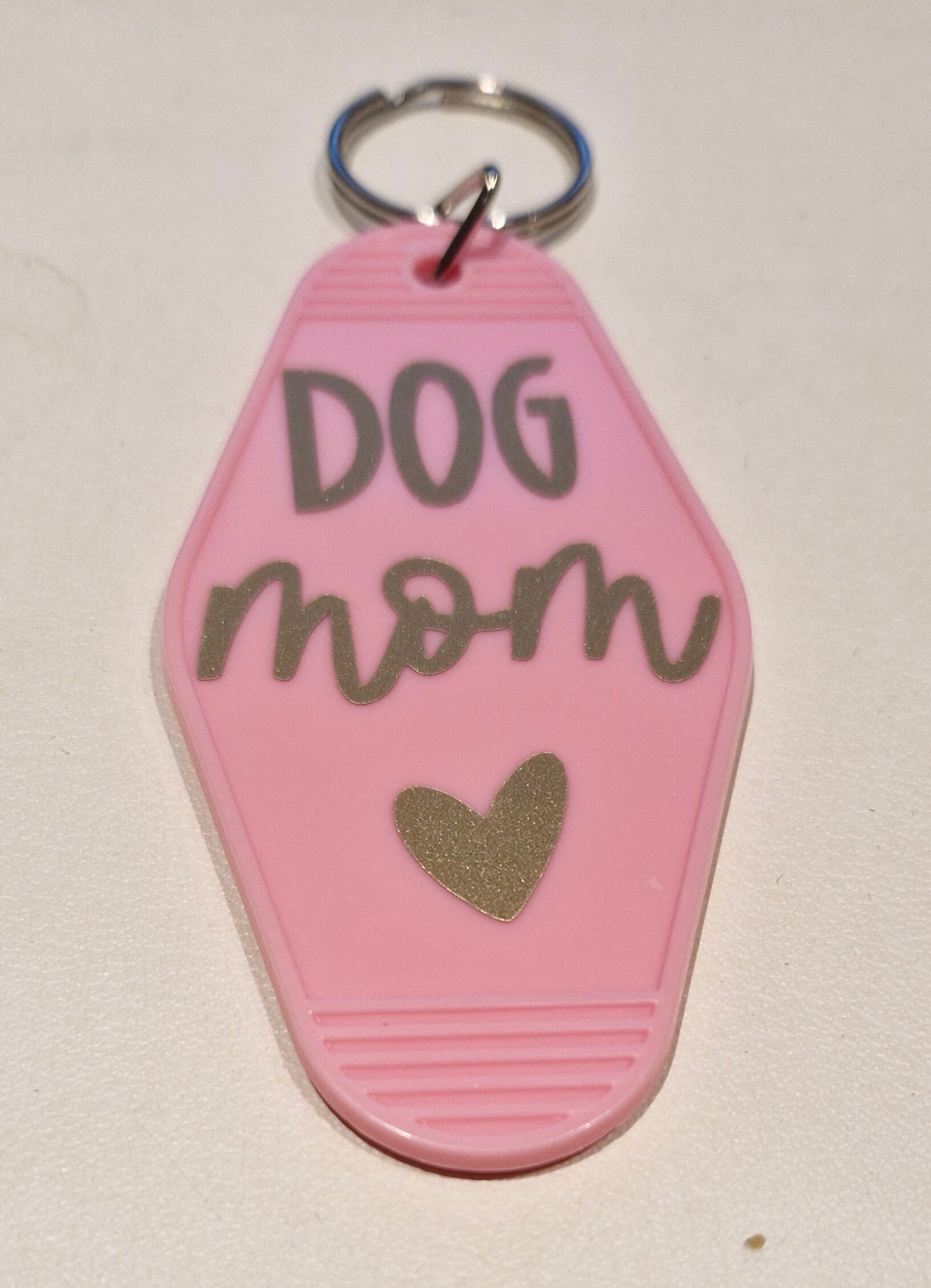 Dog Mom Motel Sleutelhanger - Retro Keychain