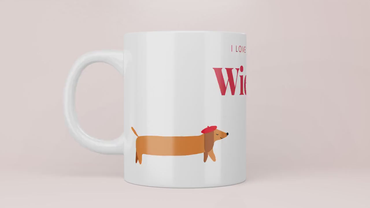 Video Mok met lange teckel met tekst “ I love a good wiener”