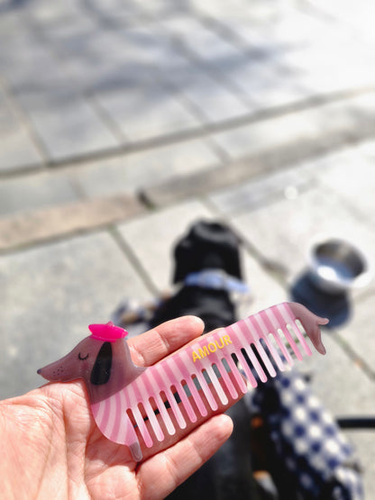 Haarclip Franse Teckel – La Saucisse Parisienne roze