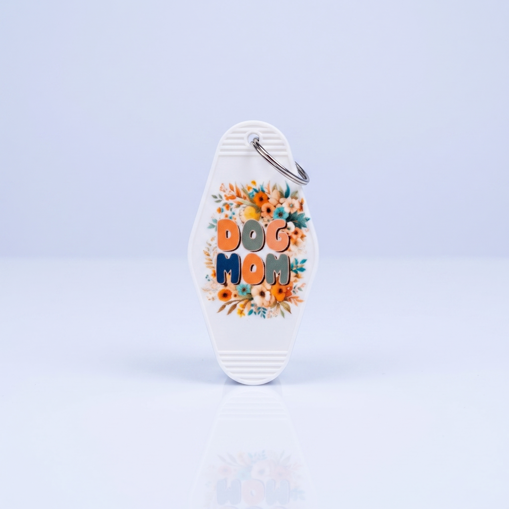 Dog Mom Boho Sleutelhanger - Witte Motel Keychain met Bloemenprint