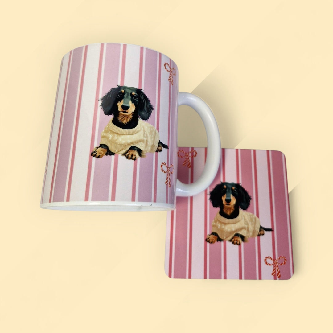 Kerstmok Roze Gestreept met Strikjes - Teckel met Kersttrui 11oz samen met onderzetter met dezelfde tekening