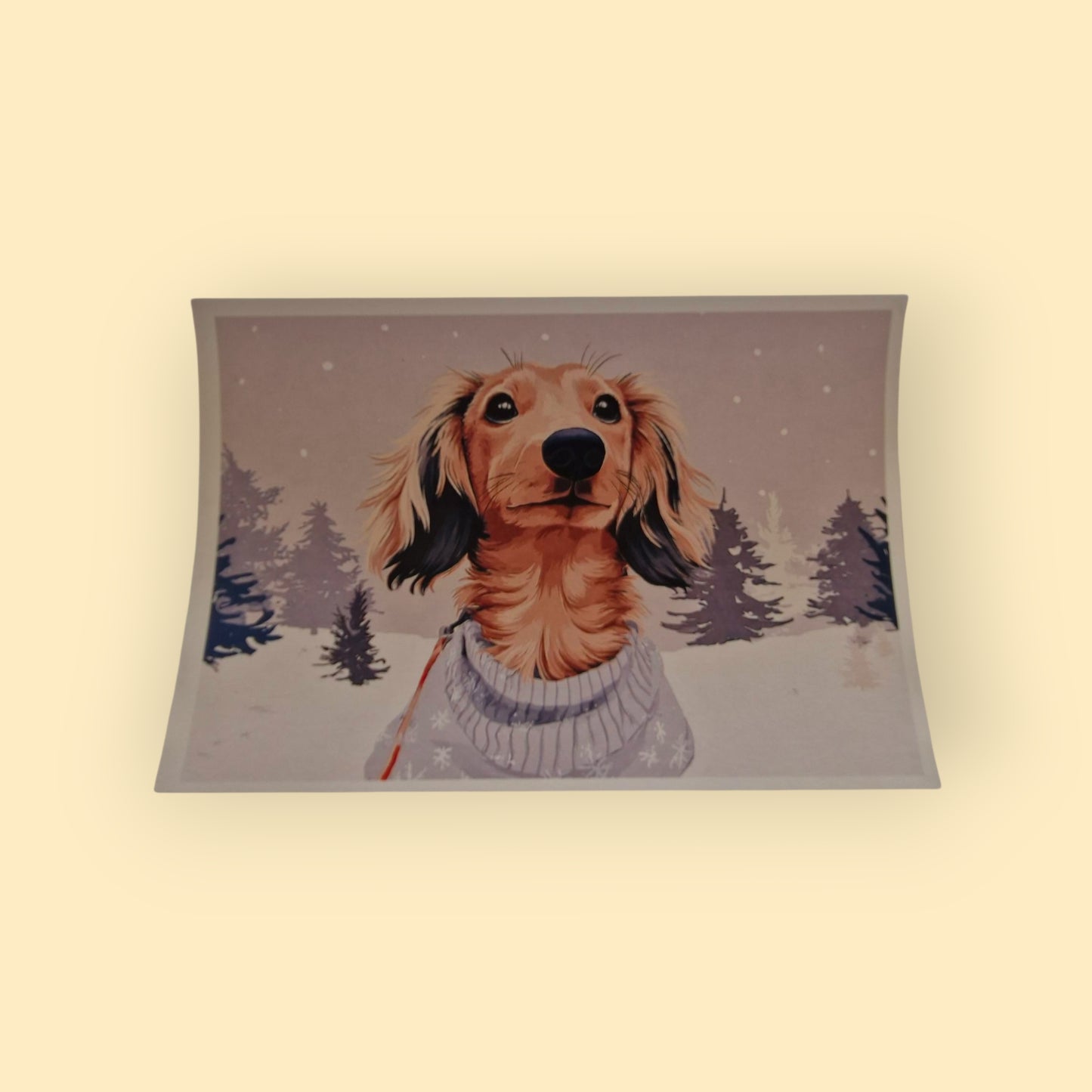 kerstkaart met blonde langharige teckel