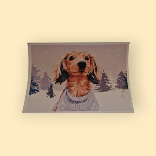 kerstkaart met blonde langharige teckel