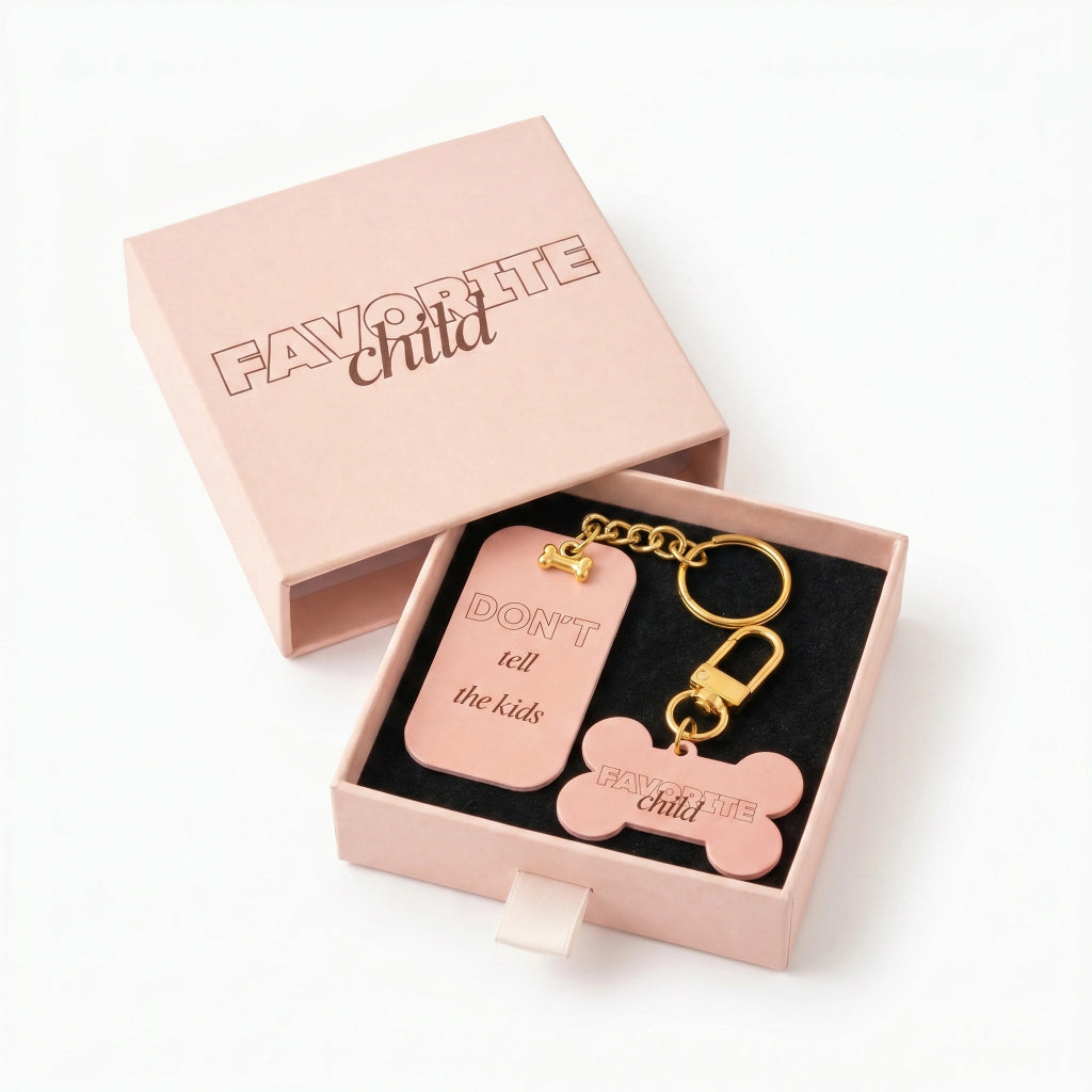Dogtag en keychain voor dogmom en hond grappig met de tekst favorite child