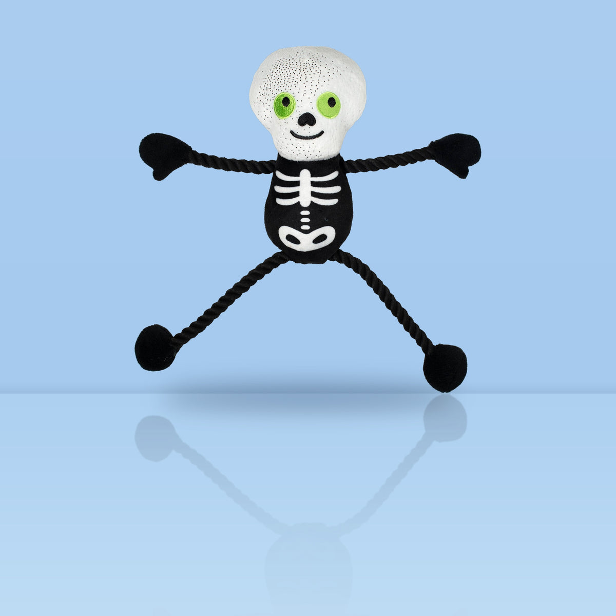 Pluche skelet hondenknuffel met touwarmen en pieper voor Halloween met je hond