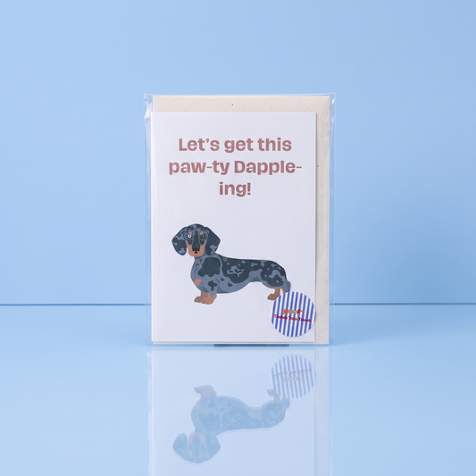 Wenskaart Let's get this paw-ty Dapple-ing met dapple teckel, voor teckelliefhebbers