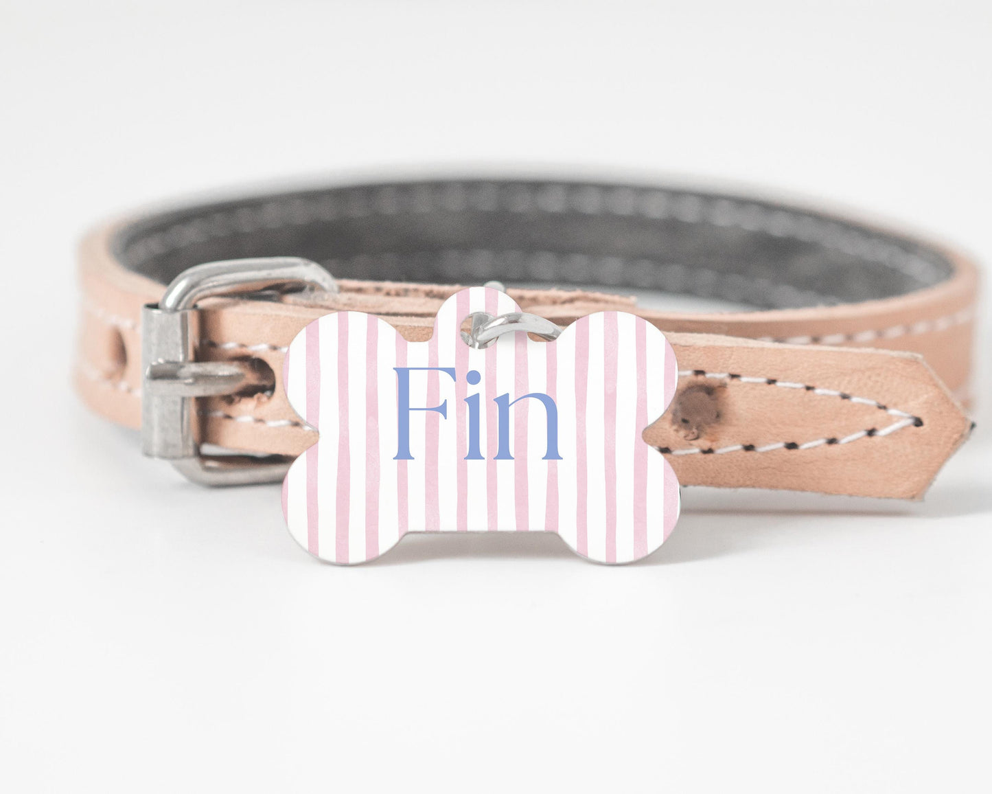 Gepersonaliseerde Hondenpenning - Roze strepen | MDF Naamplaatje voor Hond of Kat