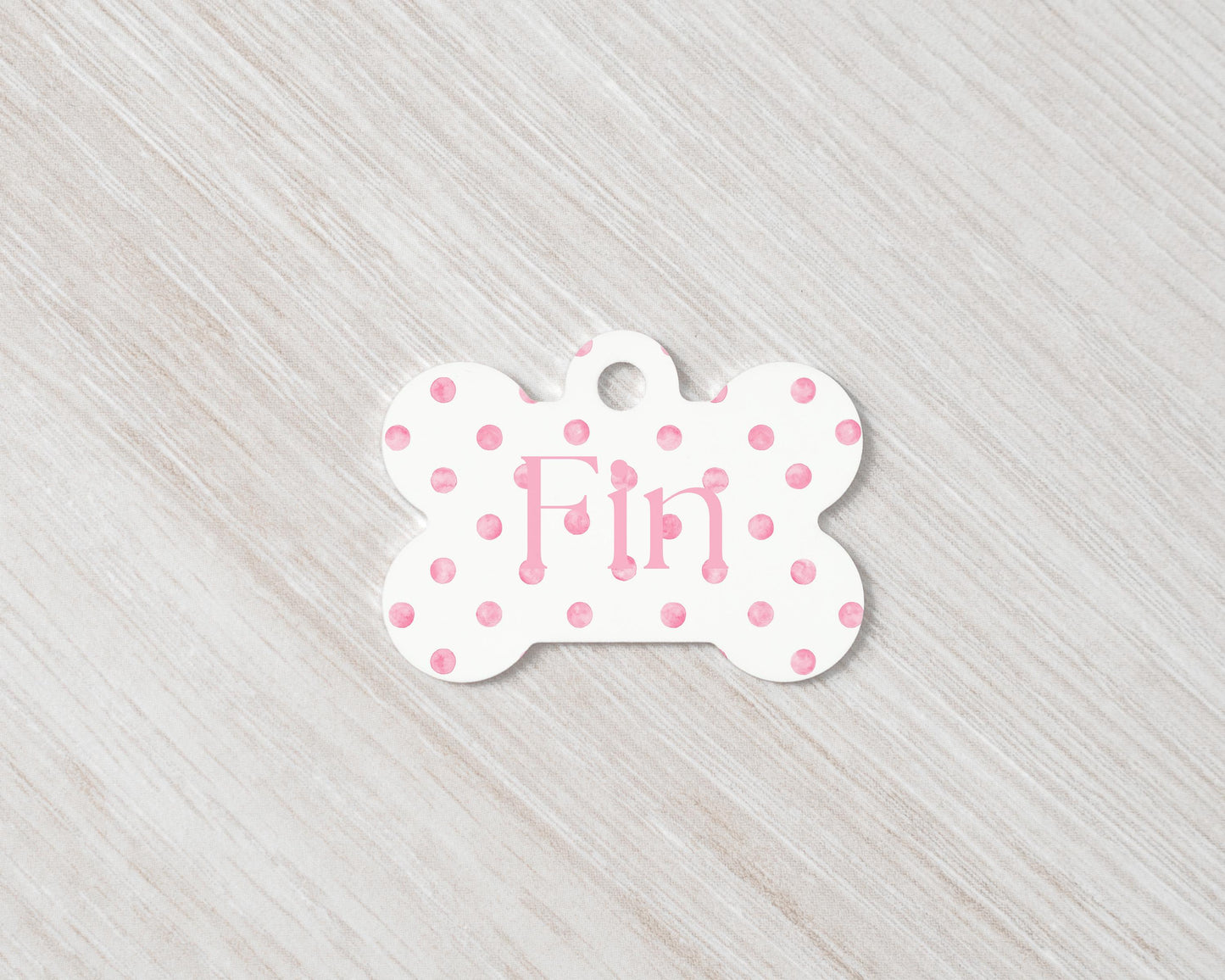 Gepersonaliseerde Hondenpenning - Roze Stippen | MDF Naamplaatje voor Hond of Kat