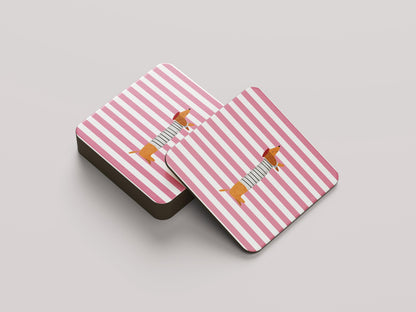 La Saucisse Parisienne Roze Onderzetter - Teckel Illustratie Cadeau voor Hondenliefhebbers