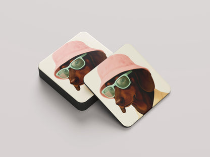 Teckel Onderzetters Set - Grappige Teckel met Roze Hoedje en Zonnebril - Uniek Cadeau